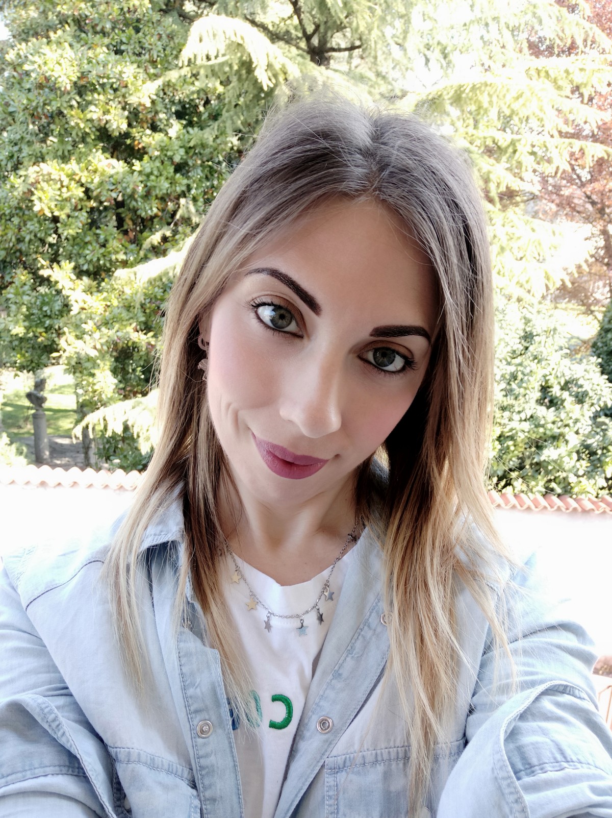 Adoro circondarmi di colori, mi rende felice veder nascere dal nulla un oggetto e immaginarlo nella sua collocazione futura.
